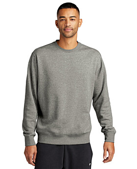 Nike Golf NKFD9863 Nike Club Fleece Sleeve Swoosh Crew